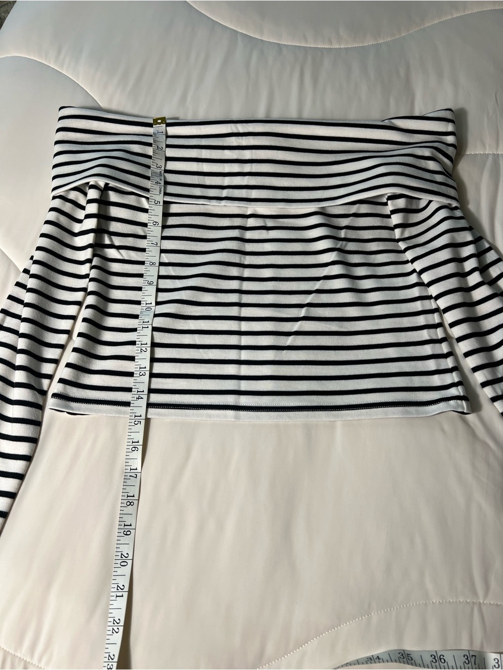 10 Crosby Derek Lam Off Shoulder Striped Top Medium - Picture 10 of 10